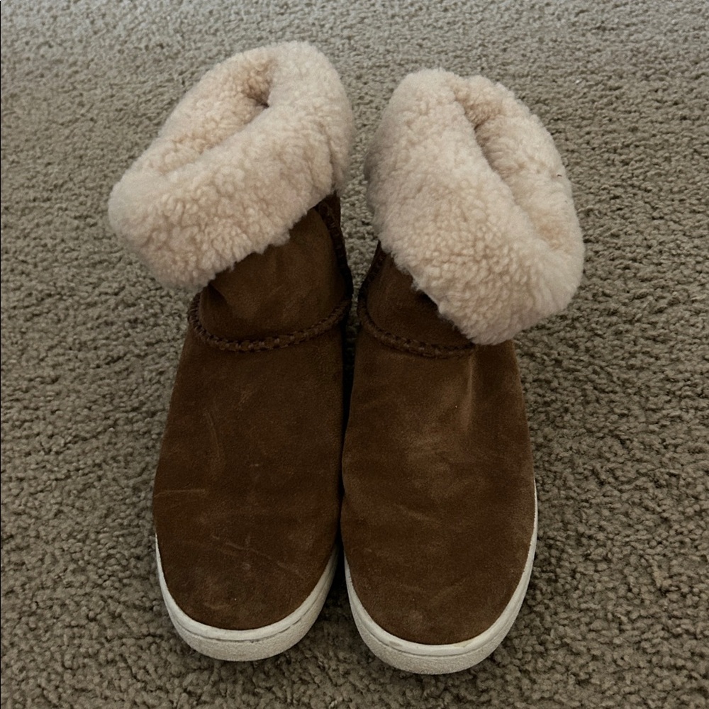 UGG sneakers